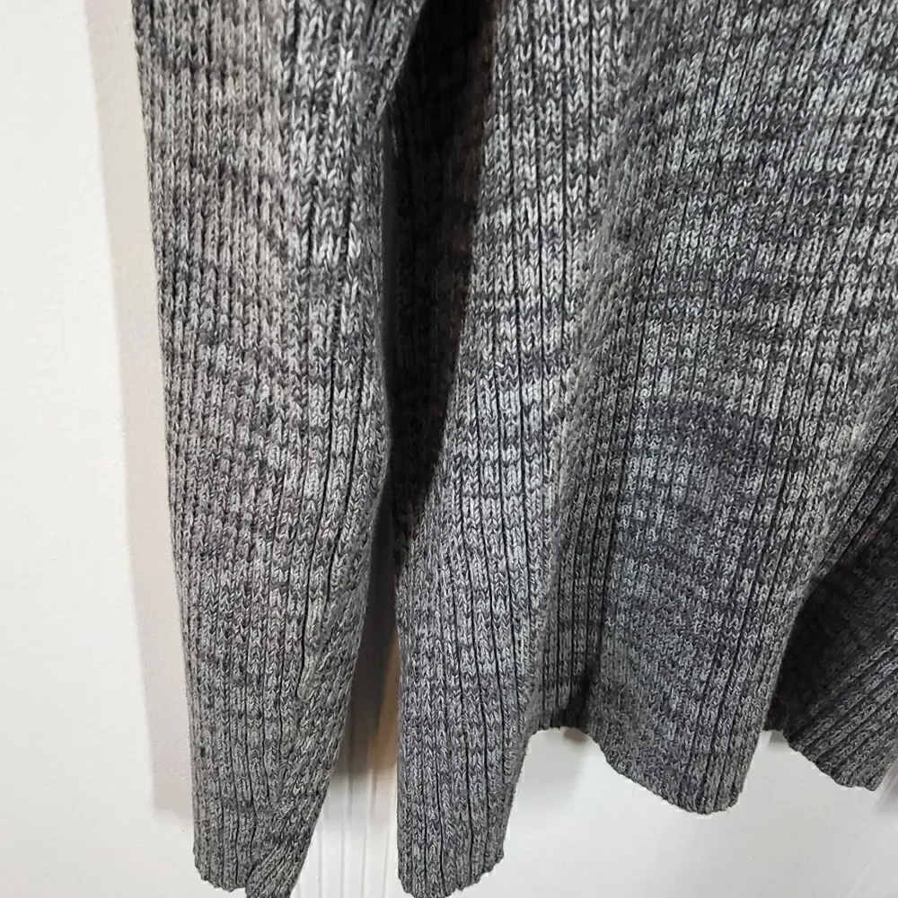 Calvin Klein Men's Gray Sweater
